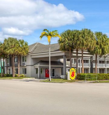 Super 8 Dania/Fort Lauderdale Arpt