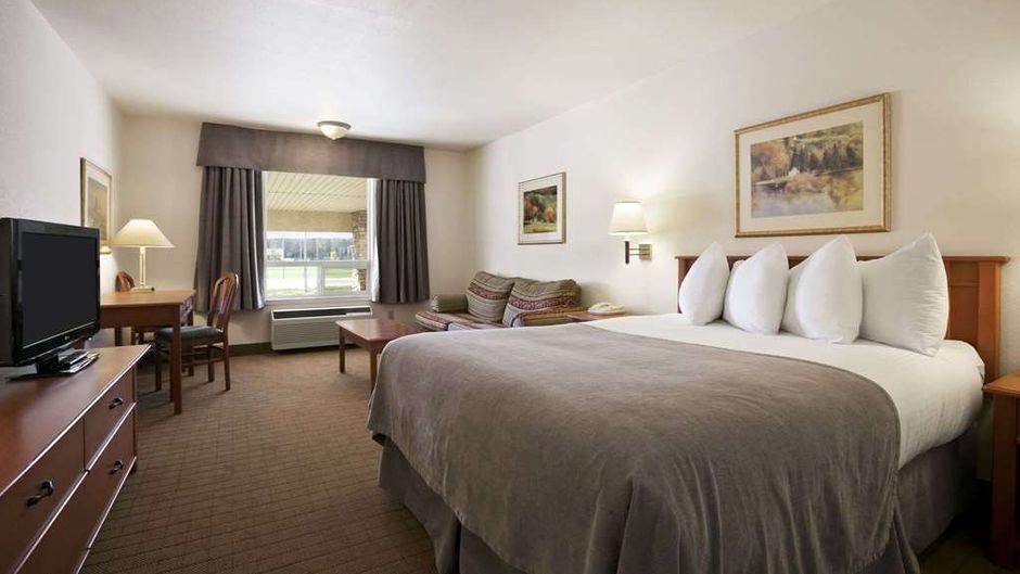 Super 8 Slave Lake Room