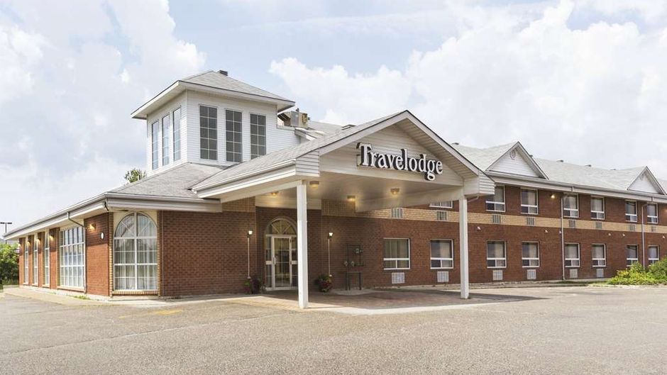 Travelodge Timmins Exterior