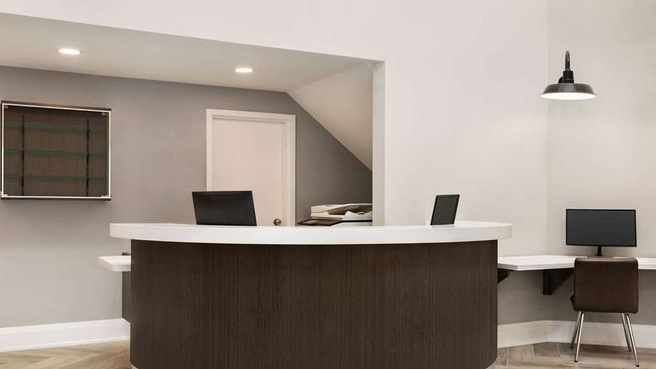 Travelodge Timmins Lobby
