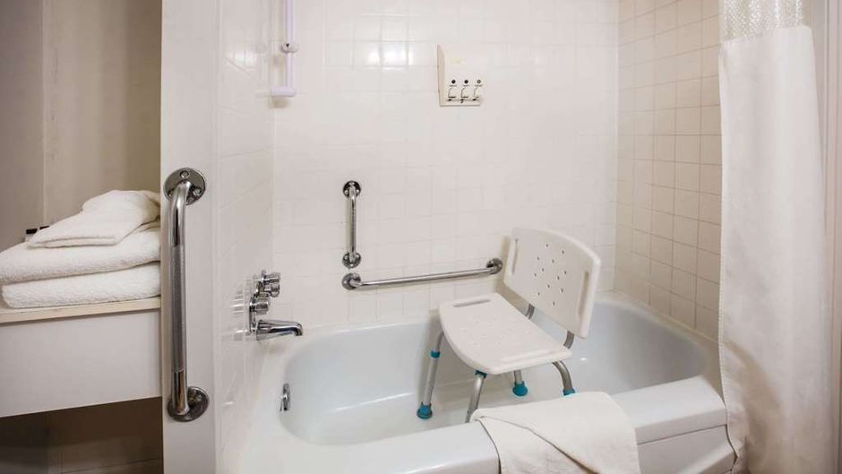 Howard Johnson Hotel Victoria Room