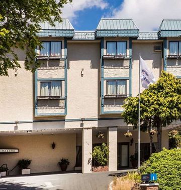 Howard Johnson Hotel Victoria