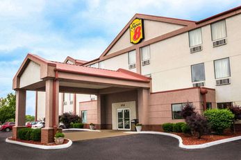 Super 8 Pevely