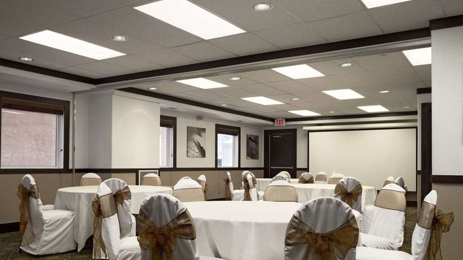 Super 8 Dawson Creek Meeting
