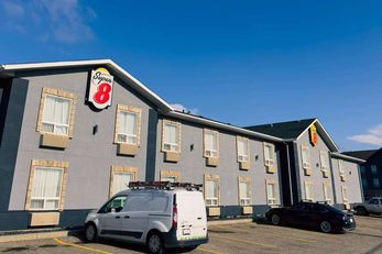 Super 8 Dawson Creek