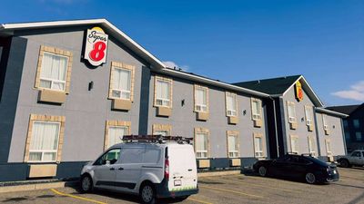 Super 8 Dawson Creek