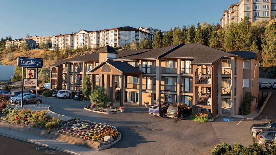 Kamloops Travelodge Mountview Exterior