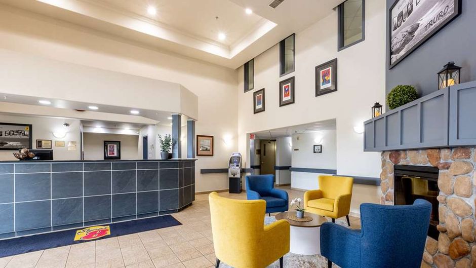 Super 8 Truro Lobby