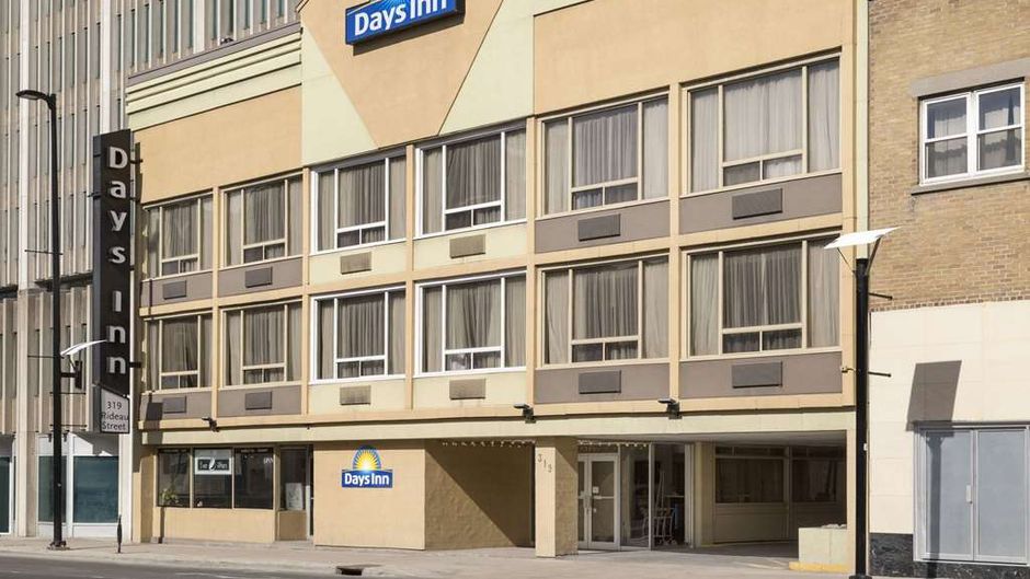 Days Inn Ottawa Exterior