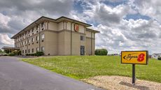 Super 8 Waterloo