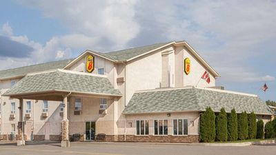 Super 8 Fort Frances