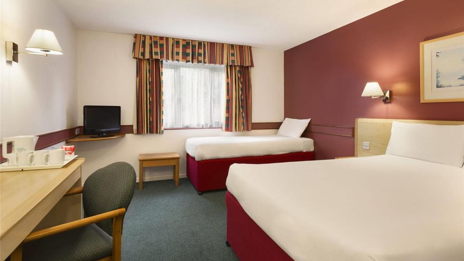 Days Inn Sheffield M1 Room