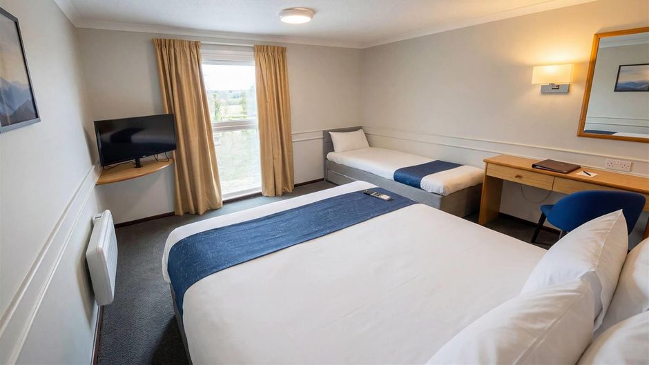 Days Inn Leicester Forest East Room