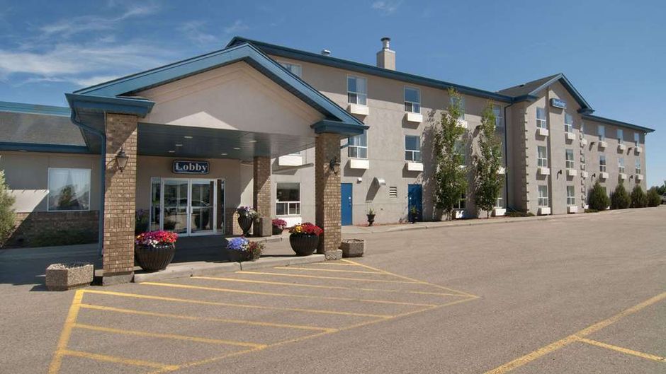 Travelodge Stony Plain Exterior