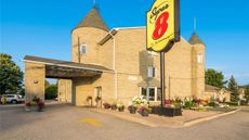 Super 8 North Bay