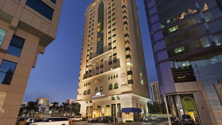 Howard Johnson Hotel Abu Dhabi Exterior