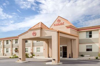 Ramada Angola/Fremont Area