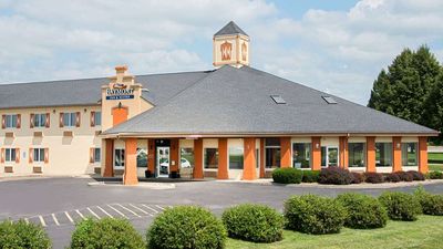 Baymont Inn & Suites Pella