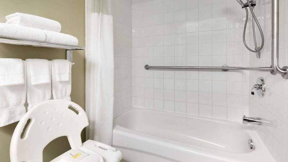 Days Inn Orillia Room