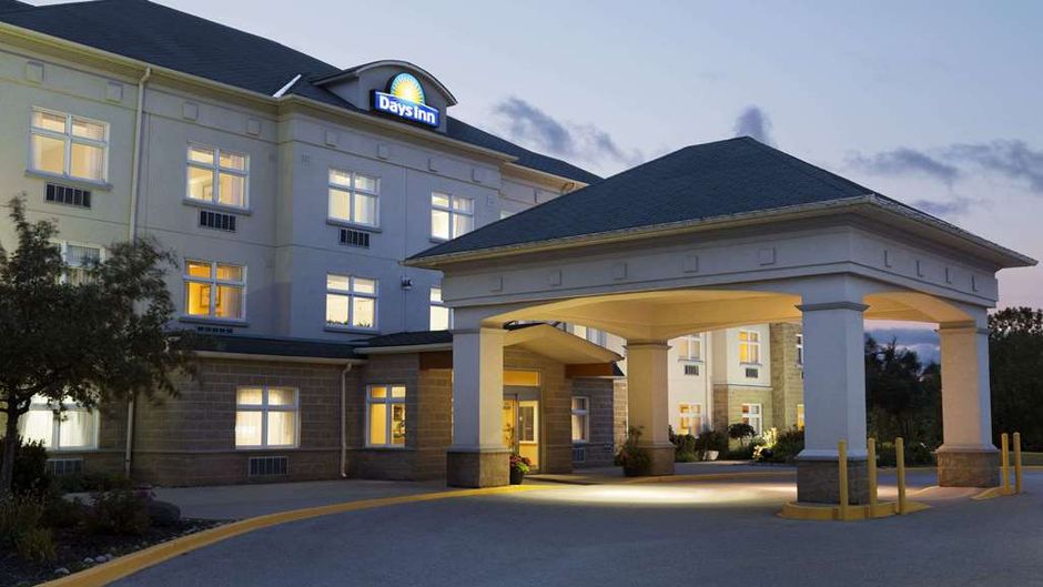 Days Inn Orillia Exterior