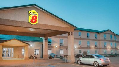Super 8 Swan River MB