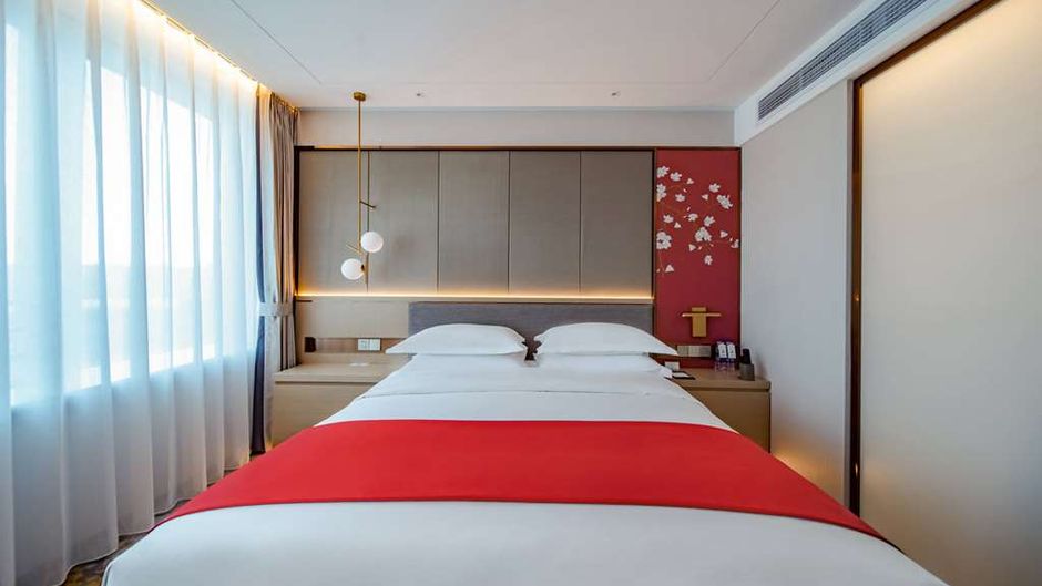 Howard Johnson Paragon Hotel Beijing Room