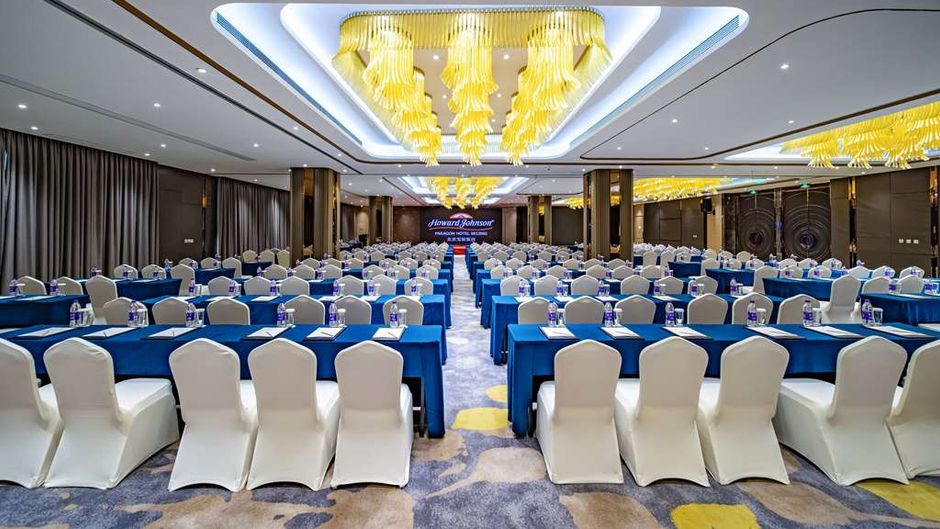 Howard Johnson Paragon Hotel Beijing Ballroom