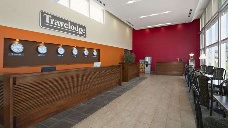 Travelodge Richmond Hill Lobby