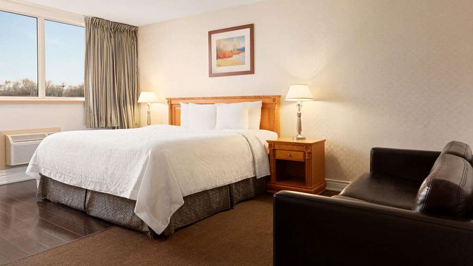 Travelodge Richmond Hill Room