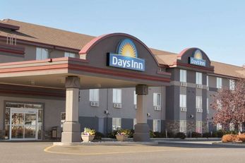 Days Inn & Suites Thunder Bay