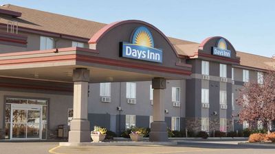 Days Inn & Suites Thunder Bay