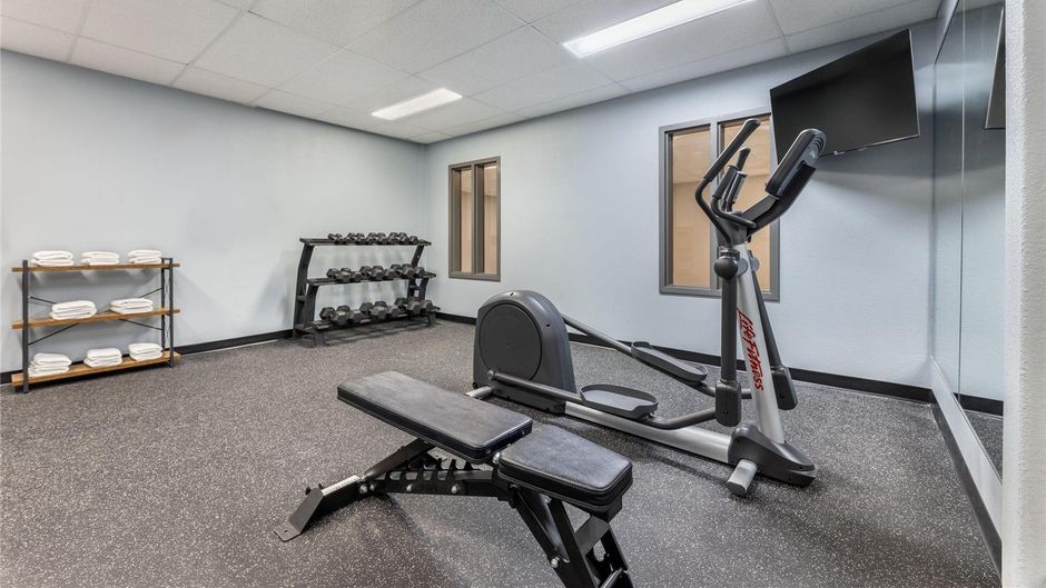 Days Inn & Suites Thunder Bay Health