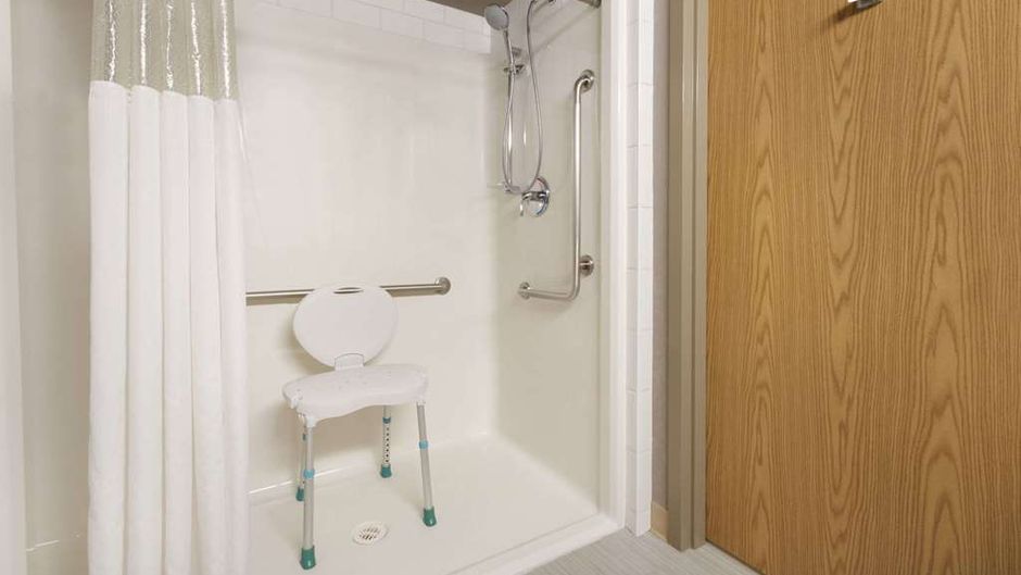 Days Inn Medicine Hat Room