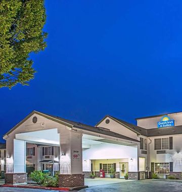 Days Inn & Suites Gresham