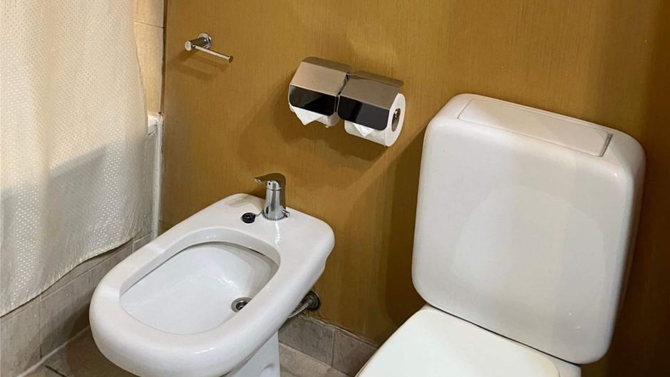 Howard Johnson Plaza Florida Street Room