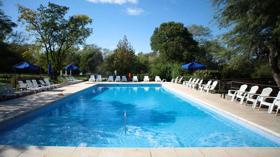 Howard Johnson Inn Villa Gen Belgrano Pool