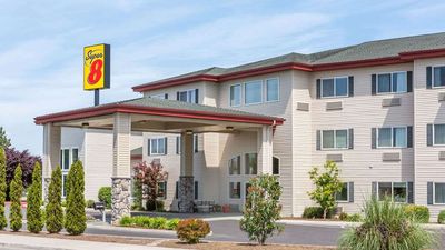 Super 8 Central Pt Medford