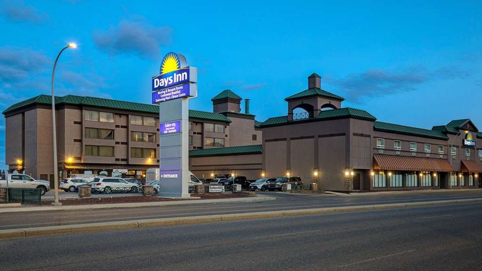 Days Inn  Calgary South Exterior