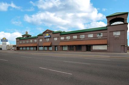 Days Inn  Calgary South
