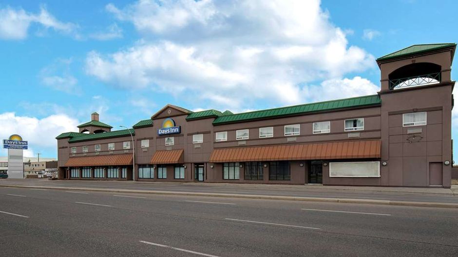 Days Inn  Calgary South Exterior