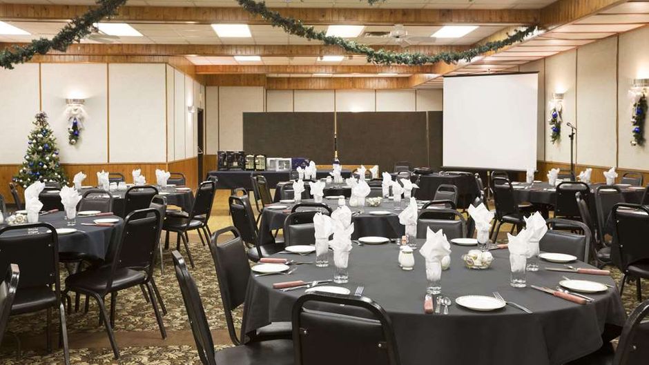 Days Inn Estevan Meeting