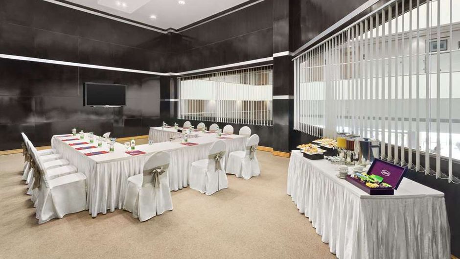 Ramada Qurum Beach Meeting