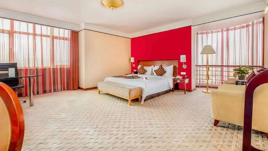 Days Hotel and Suites Jiaozuo Room