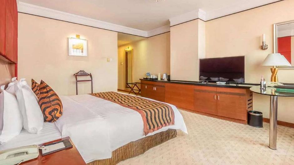Days Hotel and Suites Jiaozuo Room