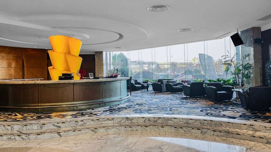 Ramada Plaza Pudong Lobby