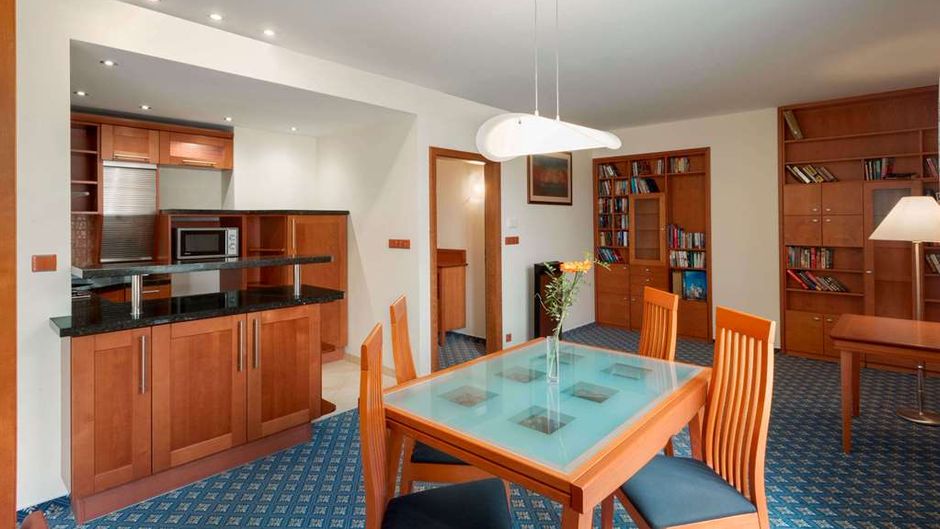 Ramada Prague City Centre Suite