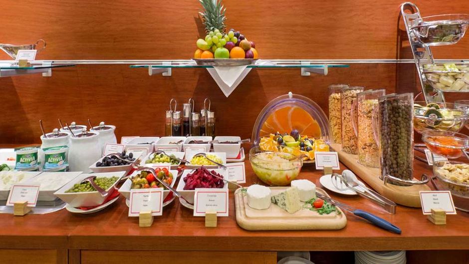Ramada Airport Hotel Prague Restaurant