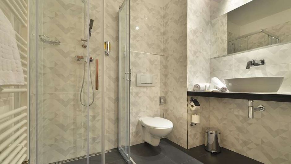 Ramada Airport Hotel Prague Room