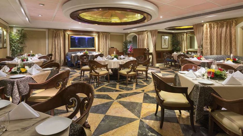 Ramada Plaza Palm Grove Restaurant
