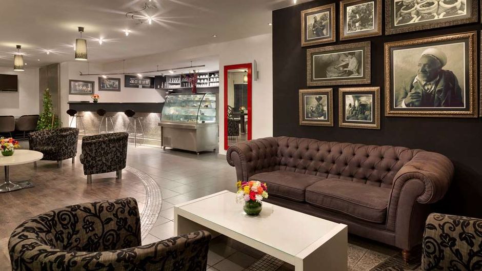 Hawthorn Suites by Wyndham Al Khobar Restaurant